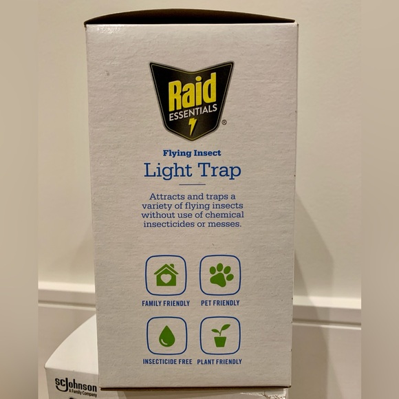 New 2x Raid Essentials Flying Insect Light Trap Starter Kit Plug In - Picture 2 of 5
